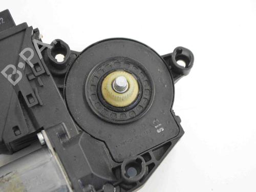 Rudehejsemotor bagstkærm højre LAND ROVER RANGE ROVER IV (L405) 4.4 SDV8 4x4 | BP30217037E22 