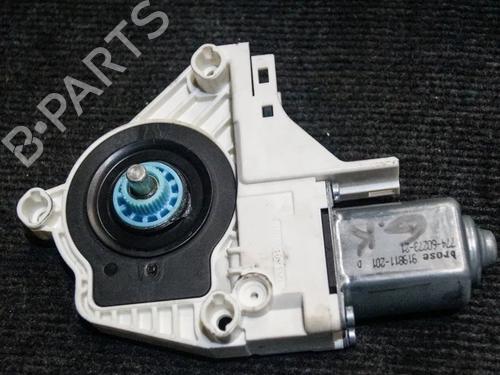 Used Right rear window motor Right rear window motor VW TOUAREG (7P5, 7P6) 4.2 V8 TDI (340 hp) 6724865 6724865