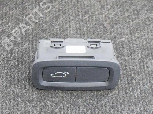 Used Switch Switch VOLVO XC40 (536) T4 AWD (190 hp) 8833965 8833965