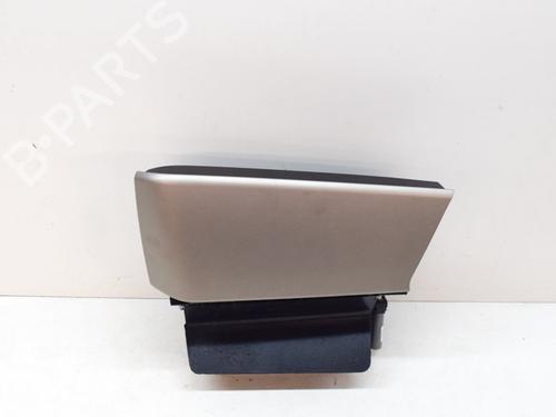Used Glove box BMW i3 (I01) Electric (102 hp) 8844014
