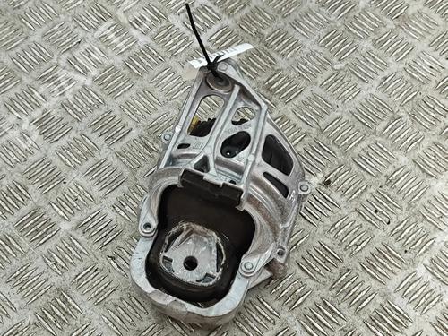 Used Engine mount Engine mount VW TOUAREG (CR7, RC8) 3.0 TDI 4motion (286 hp) 33433017 33433017