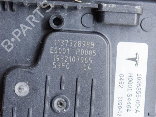 Front wiper motor TESLA MODEL 3 (5YJ3) EV AWD | BP27757786M29 - Image 9