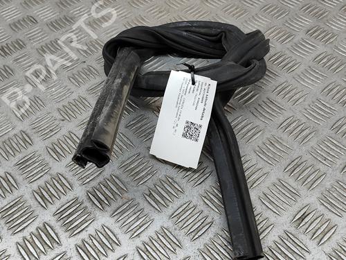 Rubber door seal CITROËN C4 III (BA_, BB_, BC_) 1.2 PureTech 130 (BAHNSA, BAHNSB) | BP28550763C142 