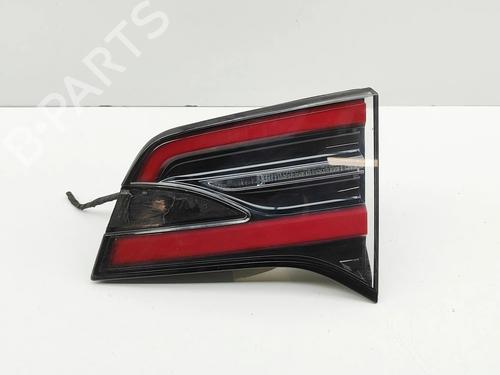Heckleuchte rechts hinten für TESLA MODEL X (5YJX) 90D AWD (525 hp) 31297445