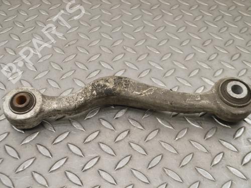 Højre bagtil bærearm LEXUS IS III (_E3_) 300h (AVE30_, AVE30R) (223 hp) 30282663