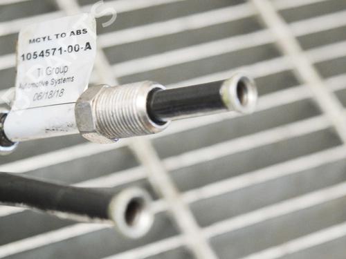 Pipe TESLA MODEL S (5YJS) 75 | BP8834387M125