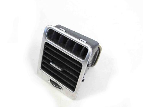 Used Air vent LAND ROVER RANGE ROVER III (L322) 4.4 D 4x4 (313 hp) 30258237