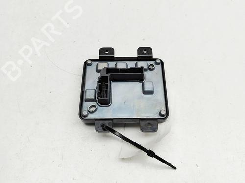 Used Electronic module Electronic module TESLA MODEL 3 (5YJ3) EV (283 hp) 33697672 33697672