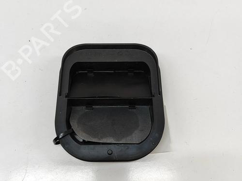 grille-alfa-romeo-stelvio-949_-2016-33372481 main image