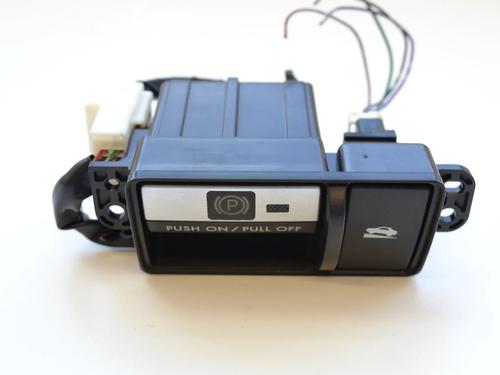 switch-subaru-legacy-v-estate-br-20-d-awd-subaru-nera-2008-2009-2010-2011-2012-2013-2014-9866495 main image