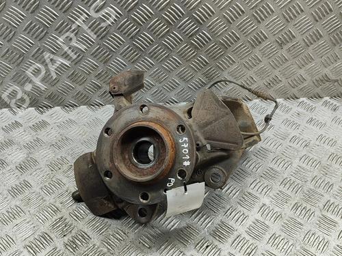 Used Right front steering knuckle Right front steering knuckle MERCEDES-BENZ SPRINTER 3-t Van (B910) 214 CDI (910.621, 910.623) (143 hp) 30108130 30108130