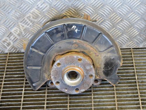 Used Left front steering knuckle SKODA SUPERB II (3T4) 2.0 TDI (170 hp) 14613162