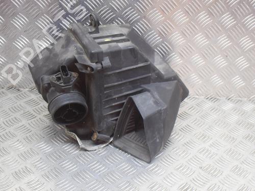 Used Air filter box VW PHAETON (3D1, 3D2, 3D3, 3D4, 3D6, 3D7, 3D8, 3D9) 5.0 V10 TDI 4motion (313 hp) 7543086