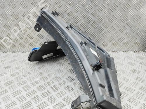 Used Windscreen washer tank Windscreen washer tank PORSCHE MACAN (95B) 3.0 S Diesel (258 hp) 40460140 40460140