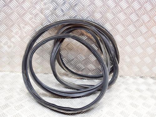 Rubber door seal MITSUBISHI GTO Coupe (Z1_A) 3.0 AWD (Z16A) | BP27754031C142 