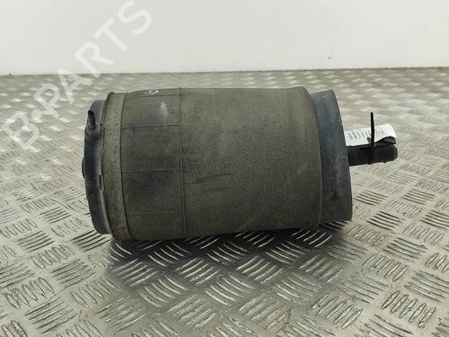 left-rear-shock-absorber-land-rover-discovery-v-l462-30-d-4x4-lr089235-2016-16018403 main image