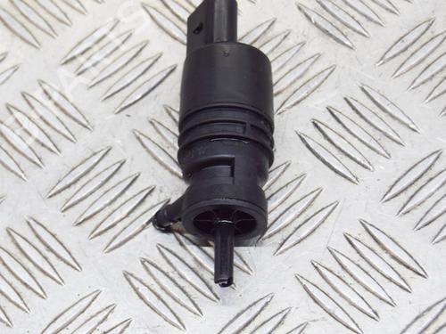 Used Washer pump BMW 3 (F30, F80) 318 d (143 hp) 14621650