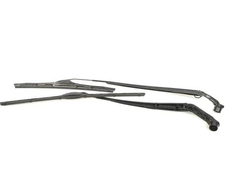 Used Front windshield wiper arm MAZDA 6 Estate (GJ, GL) 2.2 D (150 hp) 30225701