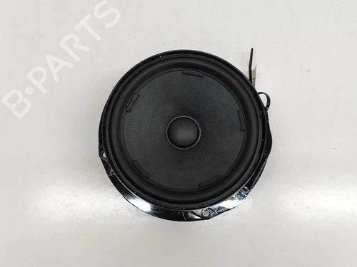 speaker-vw-id4-e21-2020-33372215 main image