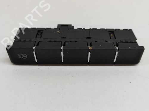 Used Switch Switch SKODA SUPERB III Estate (3V5) 1.6 TDI (120 hp) 16140931 16140931