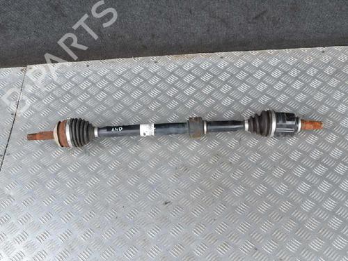 Used Right front driveshaft TOYOTA AURIS (_E18_) 1.4 D-4D (NDE180_, NDE180R) (90 hp) 6717981