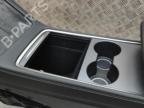 Middle console TESLA MODEL Y (5YJY) Long Range All-wheel Drive | BP32755935I22  - Image 5