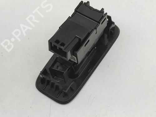 Left front window switch VOLVO V40 Cross Country (526) D2 | BP33387709I27 - Image 4