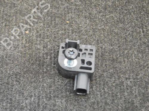 Elektronisk sensor TESLA MODEL S (5YJS) 75D AWD (525 hp) 20233000