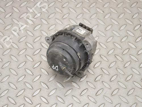 Used Engine mount MERCEDES-BENZ CLA Coupe (C117) CLA 45 AMG 4-matic (117.352) (360 hp) 30239305