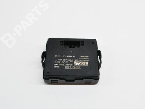 Used Control unit Control unit SKODA KAROQ (NU7, ND7) 1.0 TSI (115 hp) 10527794 10527794