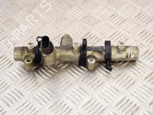 Used Injection rail Injection rail AUDI A6 C6 (4F2) 3.0 TDI quattro (225 hp) 6733270 6733270