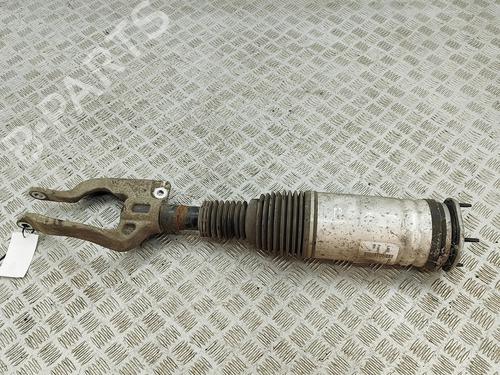 Højre fortil støddæmper Højre fortil støddæmper LAND ROVER DISCOVERY V (L462) 3.0 D 4x4 (211 hp) 33882600 33882600