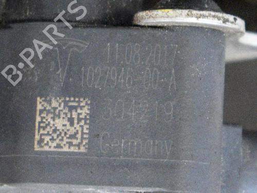 Electronic sensor TESLA MODEL S (5YJS) 75D AWD | BP20233049M84 
