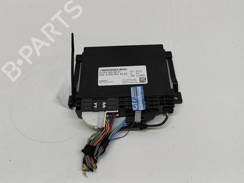 Used Gearbox control unit Gearbox control unit MERCEDES-BENZ C-CLASS (W206) C 200 (206.042) (204 hp) 28565922 28565922