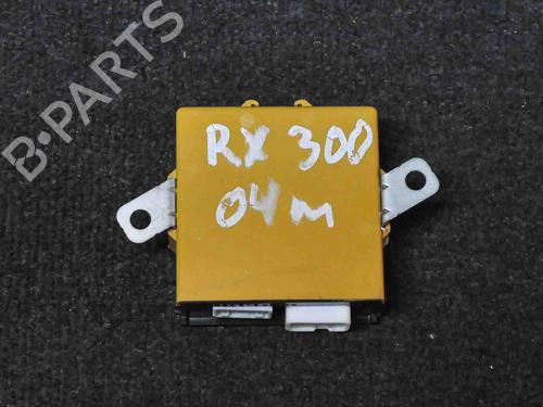 Used Electronic module LEXUS RX (_U3_) 300 (MCU35_, MCU35R) (204 hp) 6715409