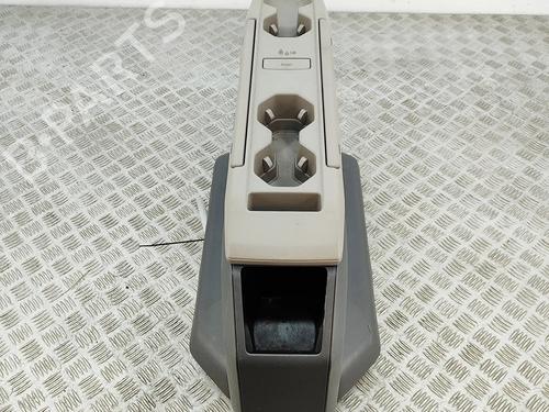 Console centrale Console centrale VW MULTIVAN T7 (STM, STN) 1.4 eHybrid (218 hp) 33972010 33972010