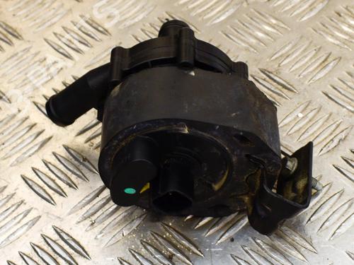 Used Auxiliary water pump Auxiliary water pump TESLA MODEL S (5YJS) 75D AWD (525 hp) 20233112 20233112