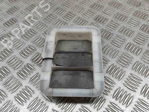Grille TOYOTA AURIS (_E18_) 1.3 Dual-VVTi (NRE180_, NRE180R) | BP29458685C40 