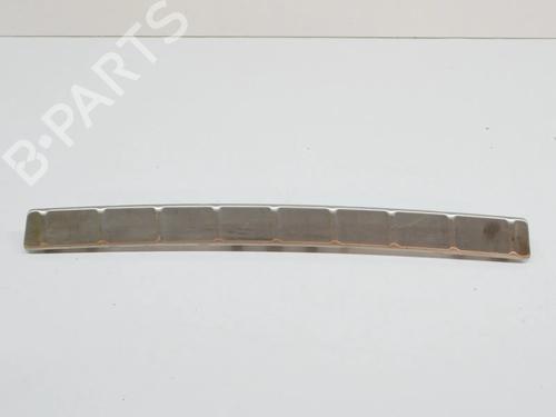 tailgate-trim-volvo-xc40-536-2017-28045740 main image