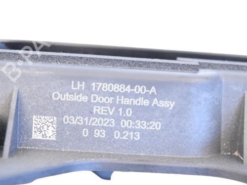 Front left exterior door handle TESLA MODEL 3 (5YJ3) EV AWD | BP30284201C128 - Image 5
