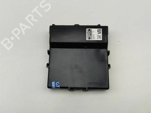 Used Engine control unit (ECU) Engine control unit (ECU) TOYOTA C-HR (_X2_, _H2_) Hybrid (MAXH20) (197 hp) 33371412 33371412
