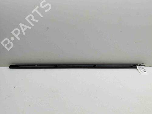 Used Door moulding trim BMW X7 (G07) xDrive M 50 d (400 hp) 28687880