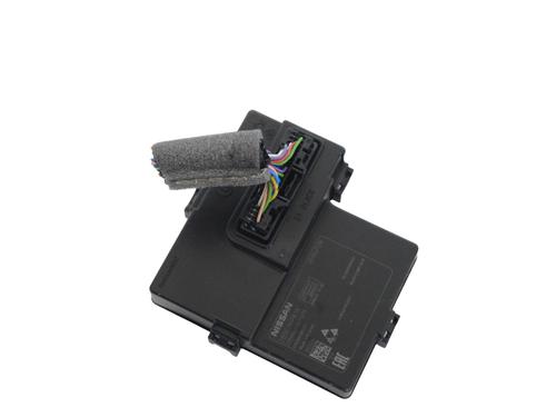 Used Electronic module NISSAN JUKE (F16_) DIG-T 117 (117 hp) 30239387