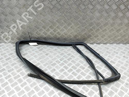 Used Rubber door seal Rubber door seal VW AMAROK Platform/Chassis (S1B, S6B, S7B) 2.0 BiTDI 4motion (180 hp) 40031544 40031544