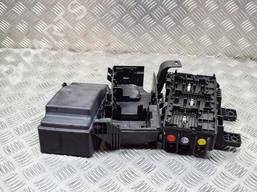 Fuse box HYUNDAI SONATA V (NF) 2.4 | BP28732526E1