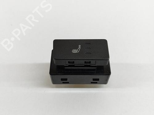 switch-ssangyong-korando-c300-2019-27776760 main image
