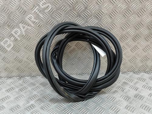 Used Rubber door seal VOLVO XC40 (536) Recharge AWD (408 hp) 28552510