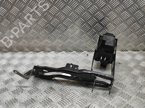 Used Right headlight support BMW 1 (F21) 118 d (150 hp) 27784430