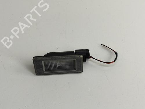 Używane Lampa oświetlenia tablicy rejestracyjnej NISSAN QASHQAI III (J12) 1.3 DIG-T (158 hp) 27783713