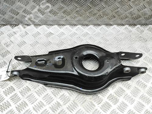 Used Right rear suspension arm Right rear suspension arm TESLA MODEL 3 (5YJ3) EV Performance AWD (627 hp) 33697528 33697528